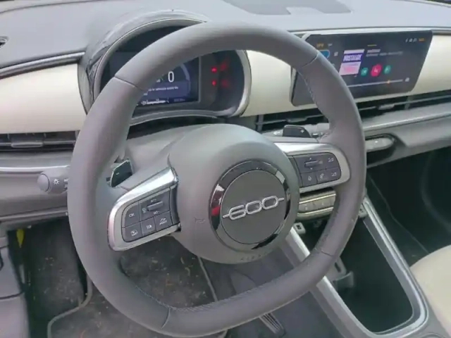 Fiat 600 1.2 hybrid 100ch dct6 la prima — photo 12