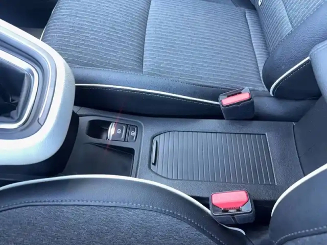 Renault Clio tce 90 - 21n — photo 45