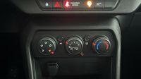 Dacia Sandero 1.0 SCe 65ch Expression — photo 26