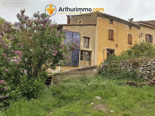 Maison 8 pièces 260 m²