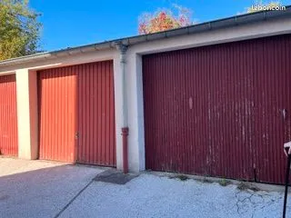 Garage à louer