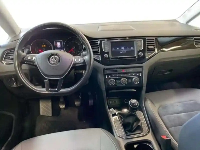 Volkswagen Golf Sportsvan 1.4 tsi 125 bmt série spéciale allstar — photo 18
