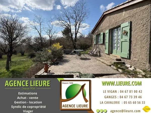 Petite habitation sur grand terrain constructible sur Campes