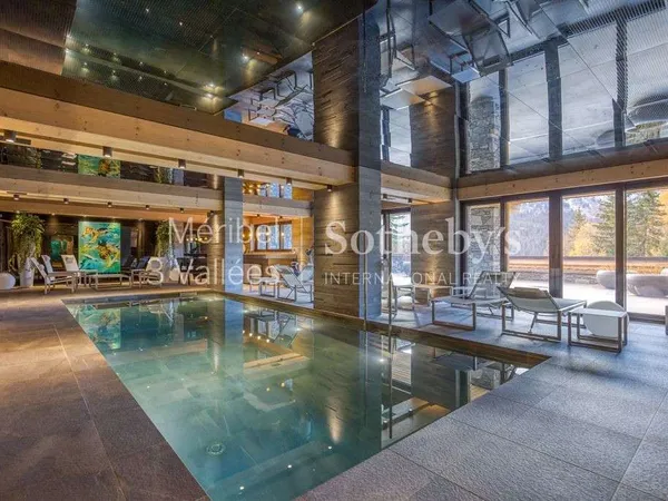 Chalet 11 pièces 824 m²