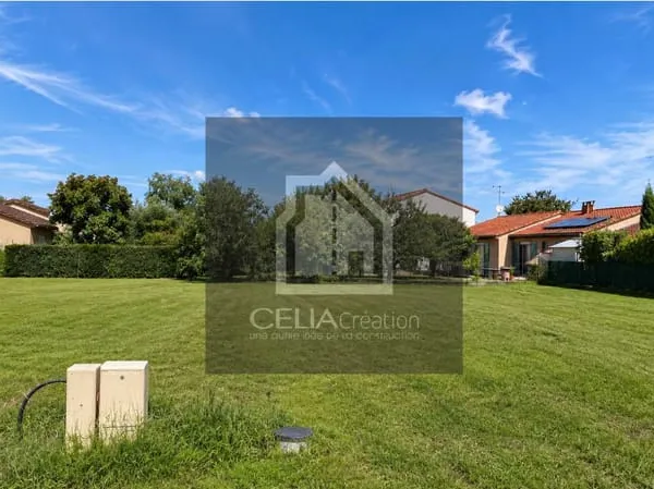 Terrain 654 m² - Lavaur (81500)