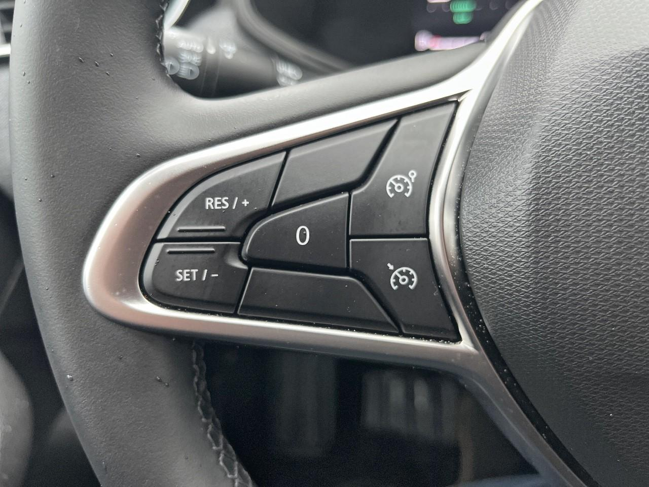 Renault Clio tce 90 ch gsr2 techno — photo 8