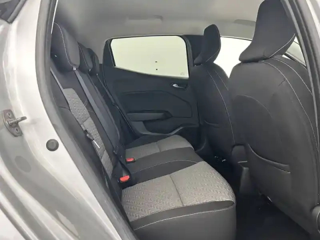 Renault Clio tce 90 — photo 25