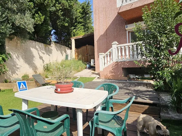 COMME UNE MAISON INDIVIDUELLE