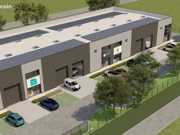 Local 172 m² Janzé