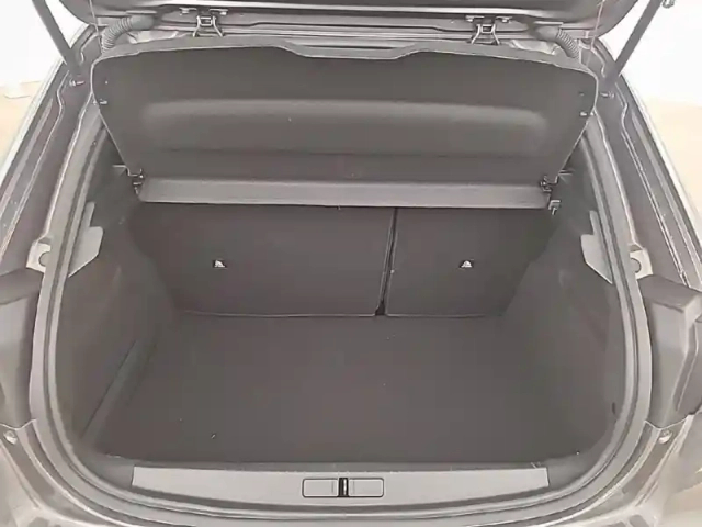 Peugeot 208 puretech 100 s&amp;s eat8 — photo 30