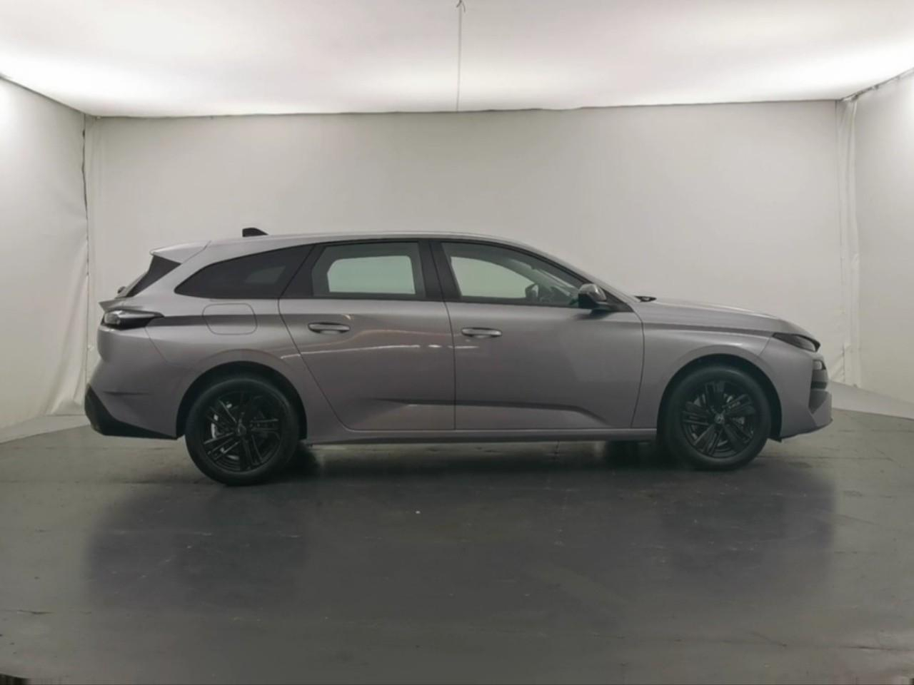 Peugeot 308 sw hybrid 145 e-dcs6 style — photo 6