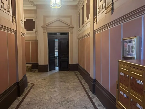 Magnifique studio en duplex,neuf, place Darcy, hyper centre ville proximité gare et Sciences po