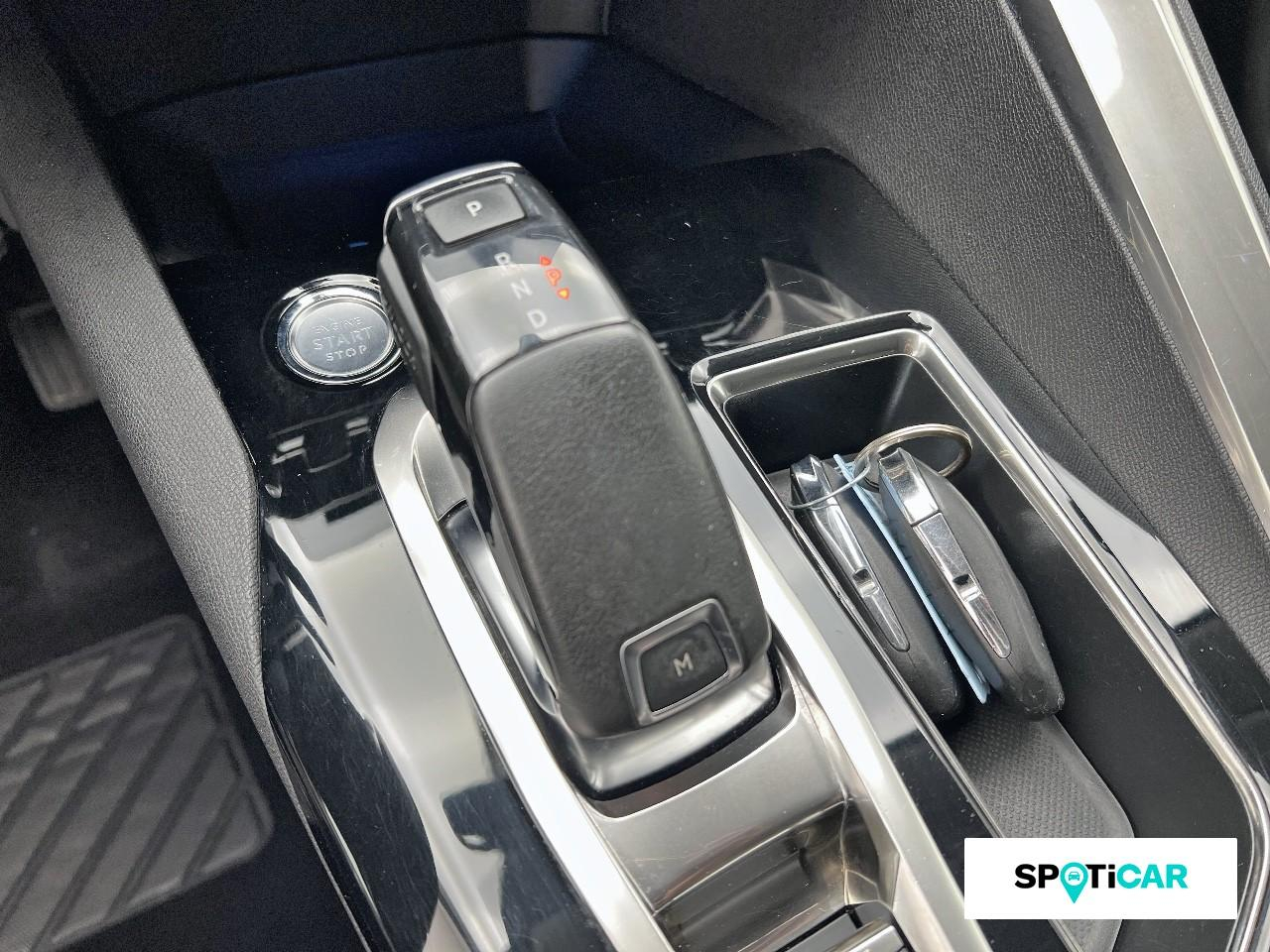 Peugeot 3008 1.2 puretech 130ch s&s allure eat8 — photo 14