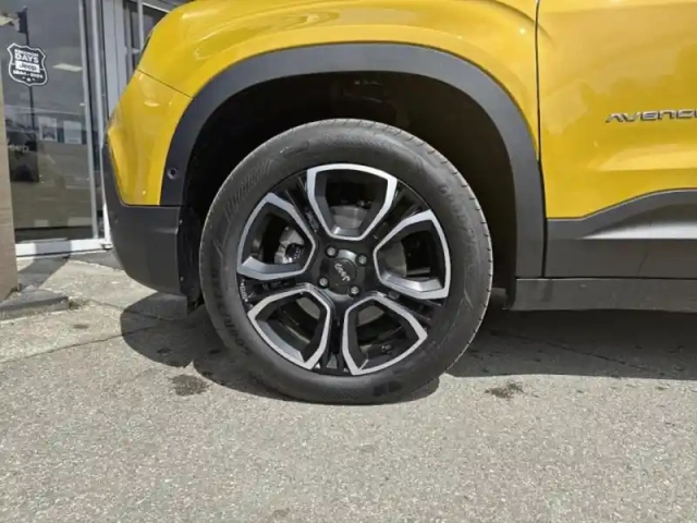 Jeep Avenger electrique 156ch 115kw summit — photo 11