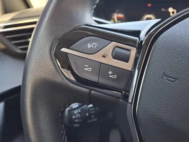 Peugeot 2008 puretech 130 s&amp;s bvm6 — photo 68