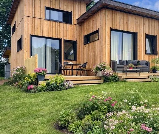 Maison ossature bois - Fort potentiel locatif et évolutif - Centre de Riec-sur-Bélon