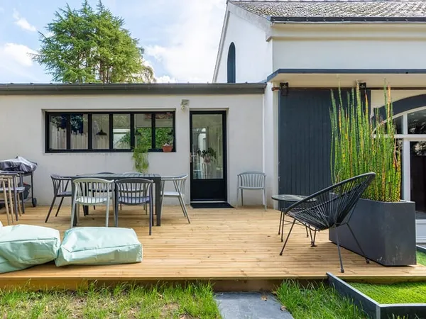 Maison rénovée à Nantes avec jardin proche Rezé