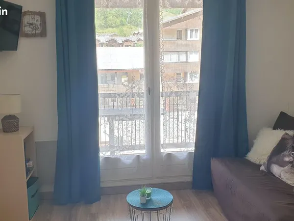 Location Studio Cabine plein centre foux d'allos
