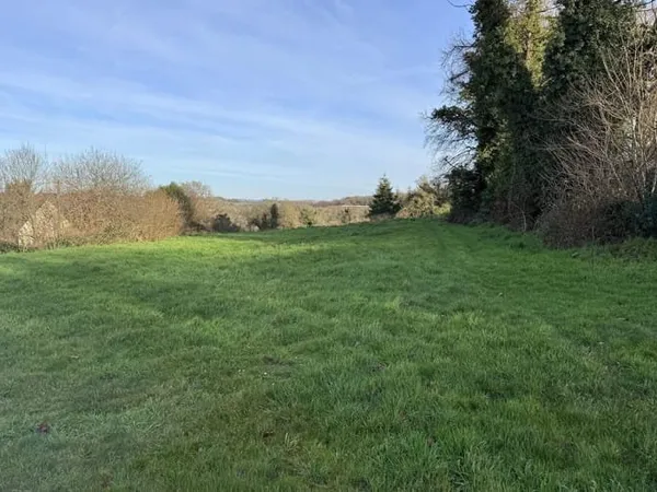 Terrain 2800 m²