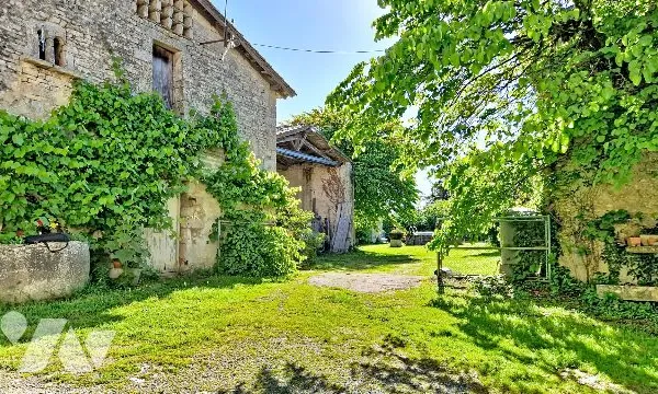 Maison 8 pièces 241 m²