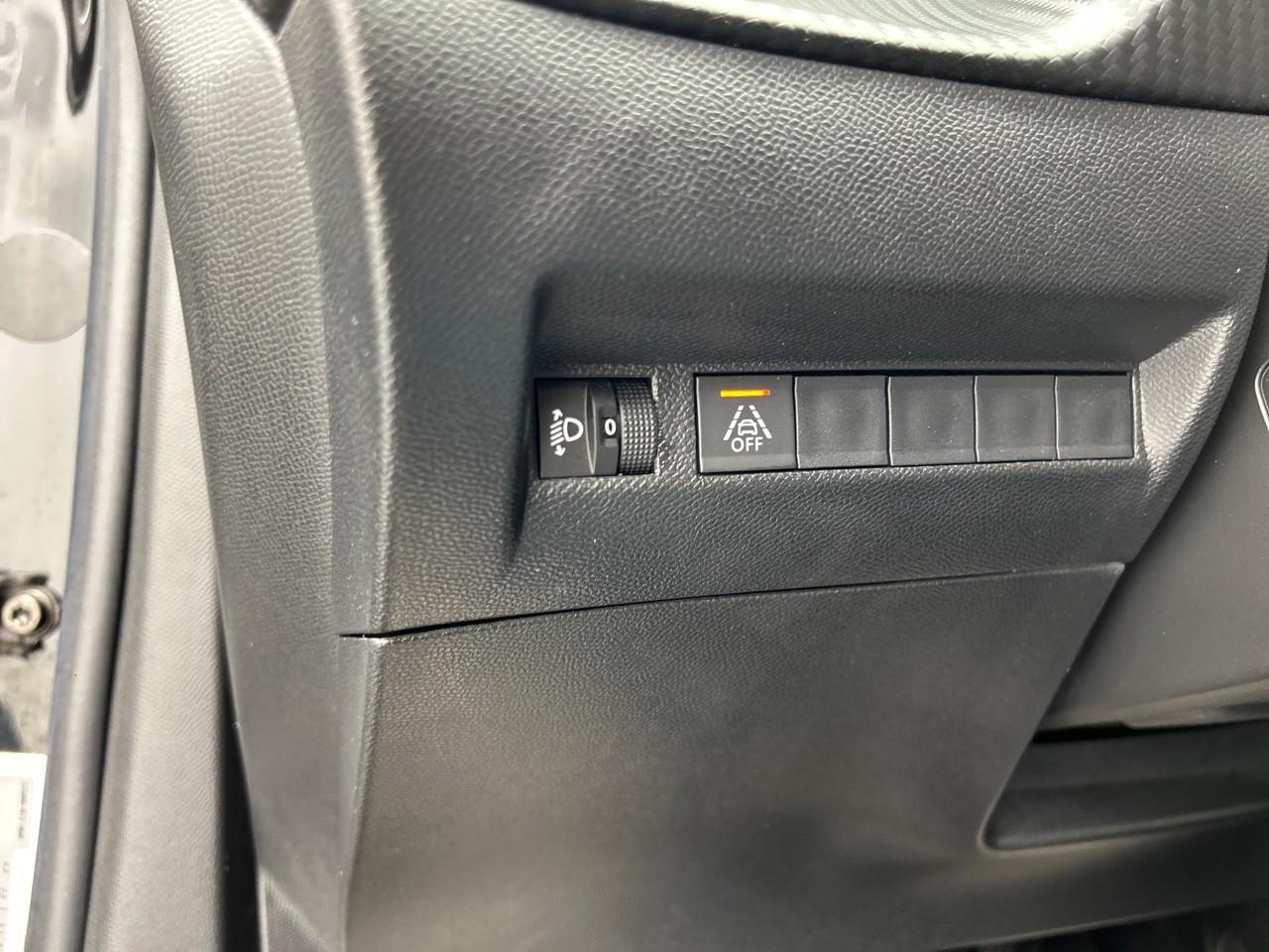 Peugeot 2008 puretech 100 s&s bvm6 allure — photo 21