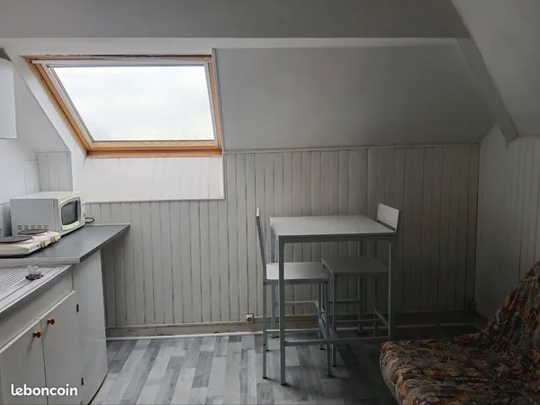 A louer Studio Saint Cyr sur Loire