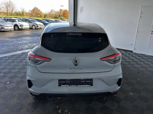 Renault Clio tce 90 ch gsr2 — photo 4