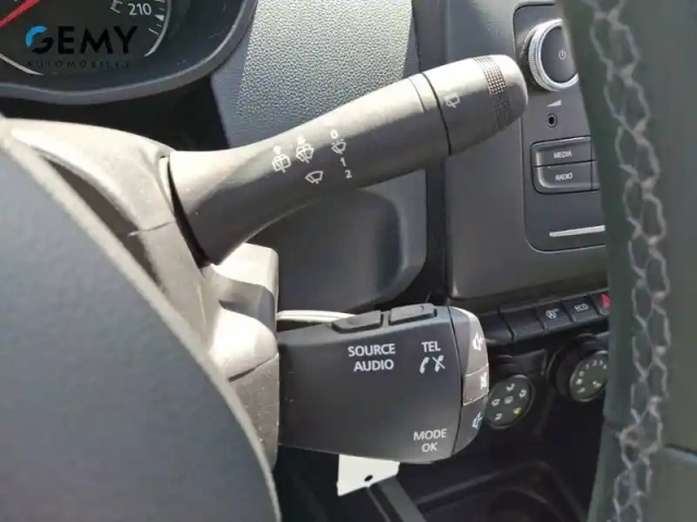 Dacia Duster eco-g 100 4x2 — photo 18