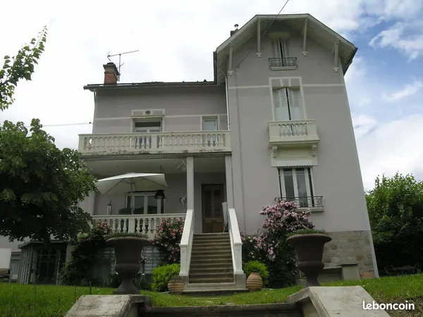 Maison bourgeoise de caractère 250 m² - Piscine - + 2 appartements - Garage