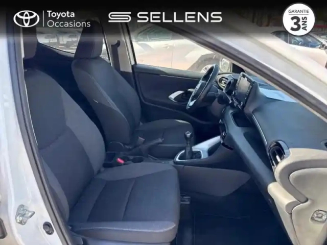 Toyota Yaris 70 vvt-i design 5p my22 — photo 6