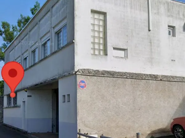 Dépôt 500 m 2 Ménars + appartement 150 m2