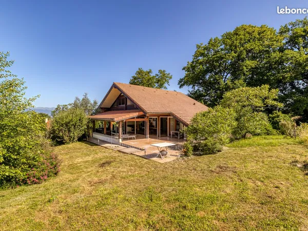 Maison 4 pièces 140 m²