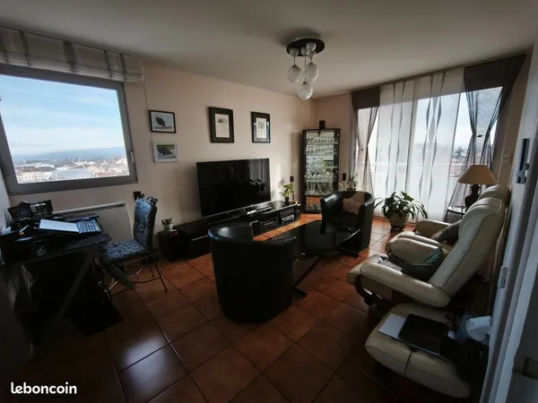 Hyper centre, Apt T4" 68 M²LE TRIDENT". 6ème