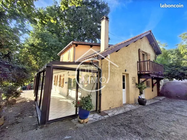 Propriété 5 pièces 134 m²