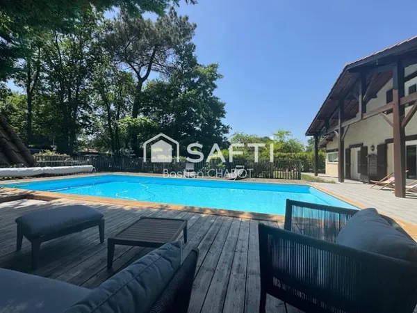 Maison 6 pièces 162 m²