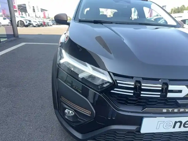 Dacia Sandero eco-g 100 gsr2 — photo 12