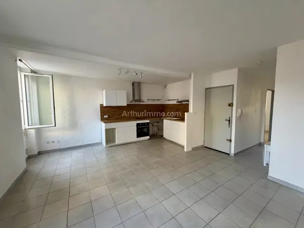 T2 - Martigues Jonquières