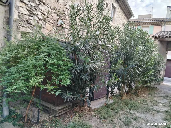 Appartement à vendre Ancone en rez de chaussée proche de Montelimar de 50 m2 habitable avec une cham