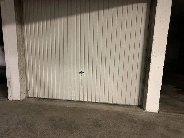 Parking 18 m²