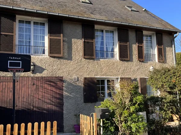 Maison de banlieue