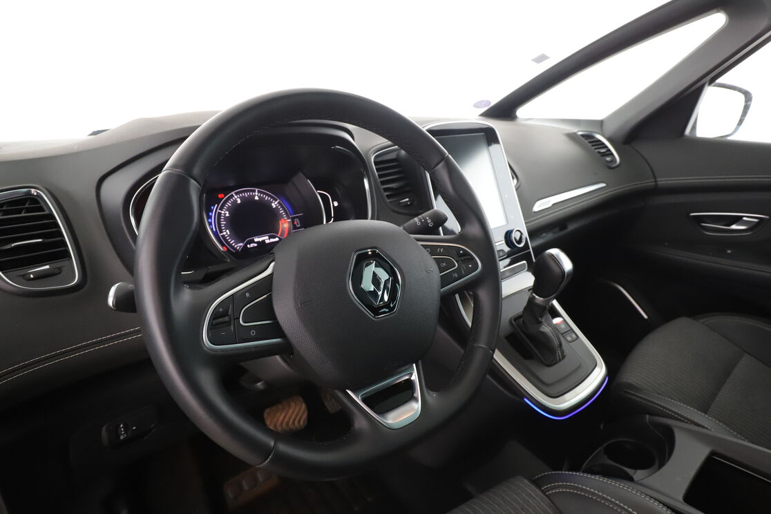 Renault Grand Scenic 1.3 TCe Techno EDC — photo 10