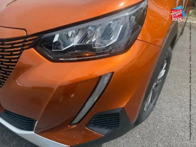 Peugeot 2008 e- 136ch style — photo 13