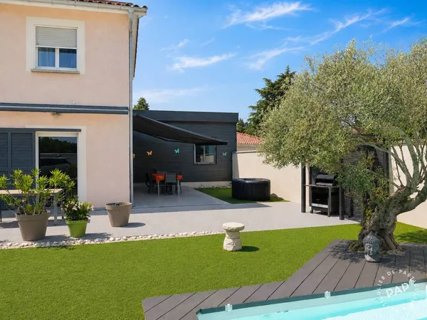 Maison 7 pièces 141 m²