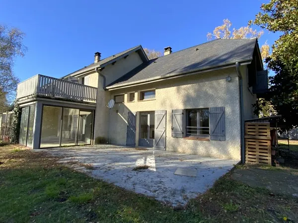 Maison 7 pièces 212 m²