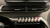 Peugeot 3008 1.2 PureTech 130ch S&S GT EAT8 — photo 26