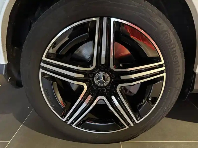 Mercedes Glc coupe 300 e hybrid eq 4matic — photo 20