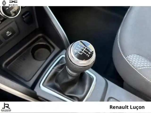 Dacia Duster 1.5 blue dci 115ch prestige 4x2 — photo 6