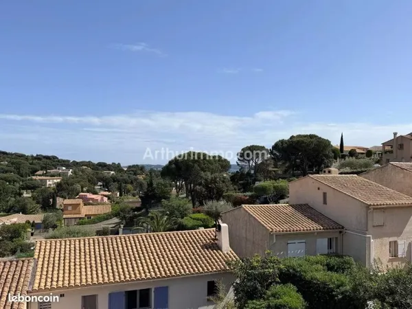 Studio 1 pièce 14 m²