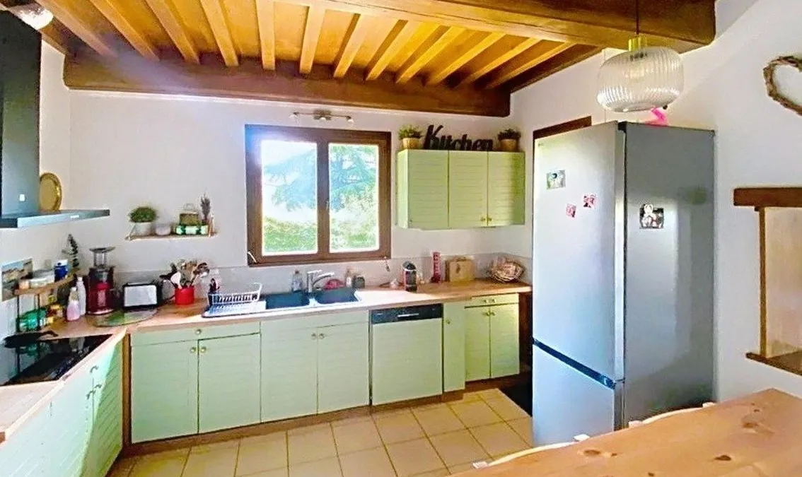 Photo 5