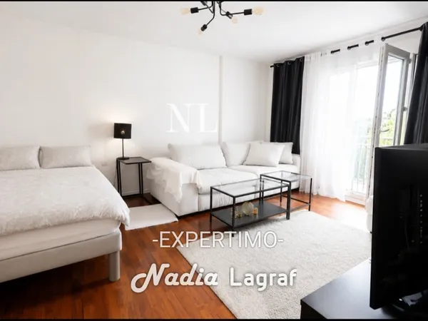 Studio à vendre libre à Villeneuve-la-Garenne